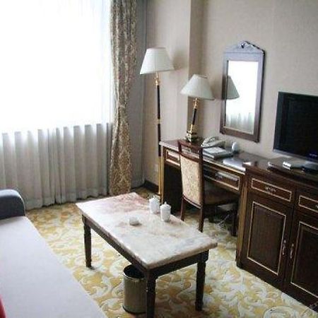 The Royal Palace Hotel Beijing Chaoyang  Exterior photo