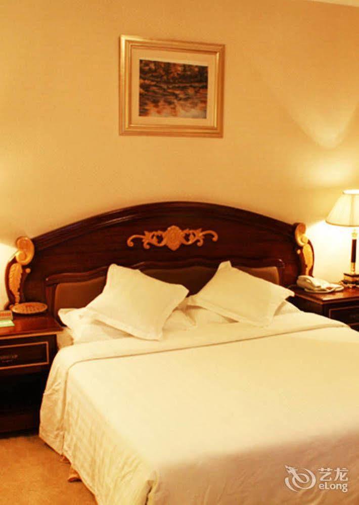 The Royal Palace Hotel Beijing Chaoyang  Exterior photo