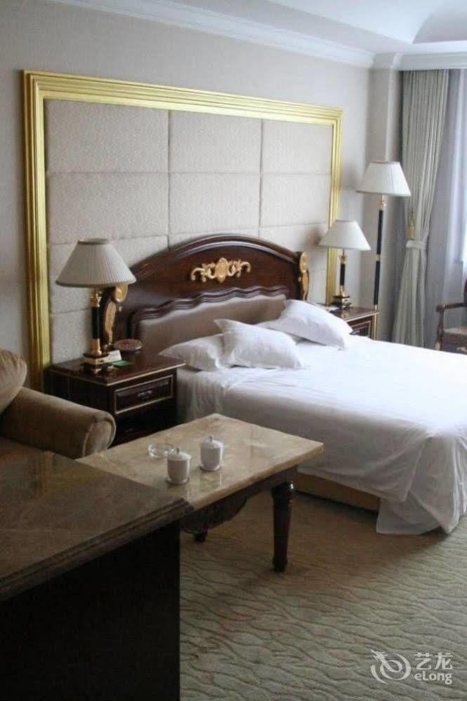 The Royal Palace Hotel Beijing Chaoyang  Exterior photo